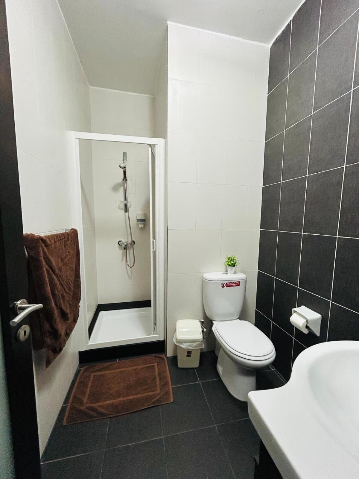 Apartament Tjs 3 *