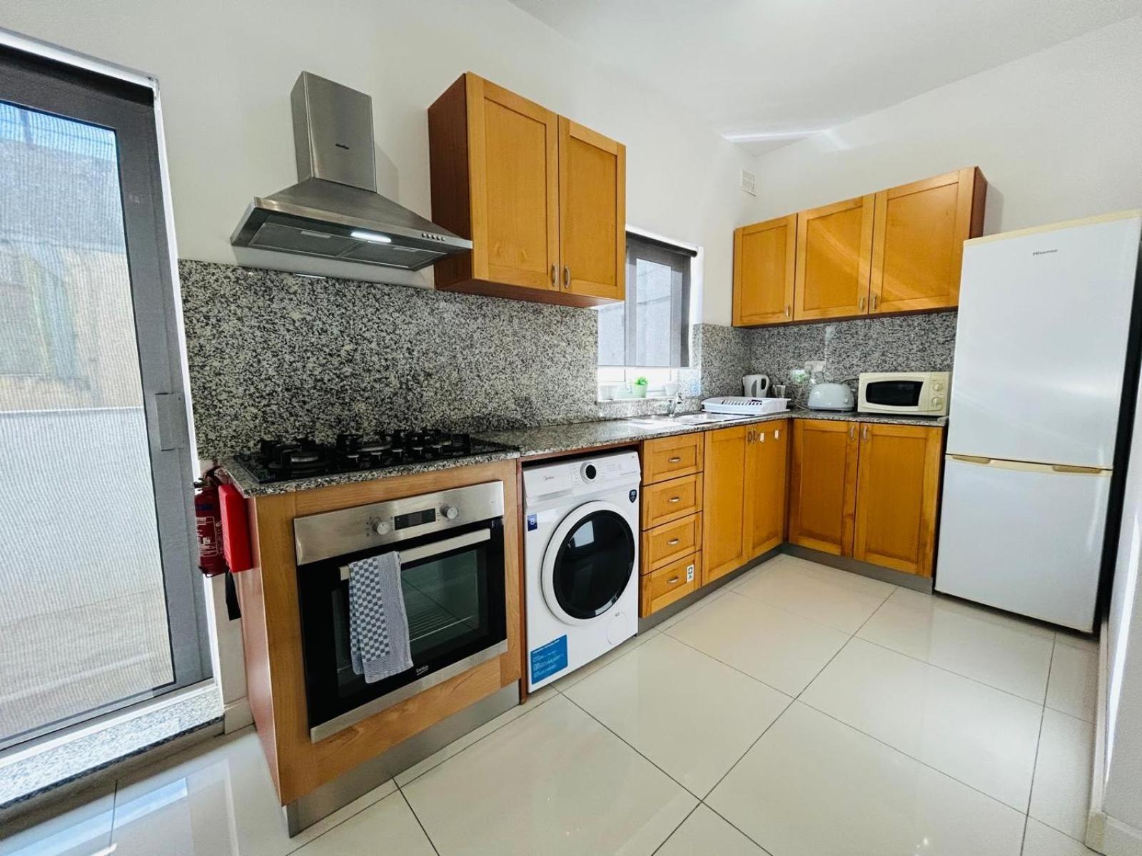 Tjs 3 Gzira