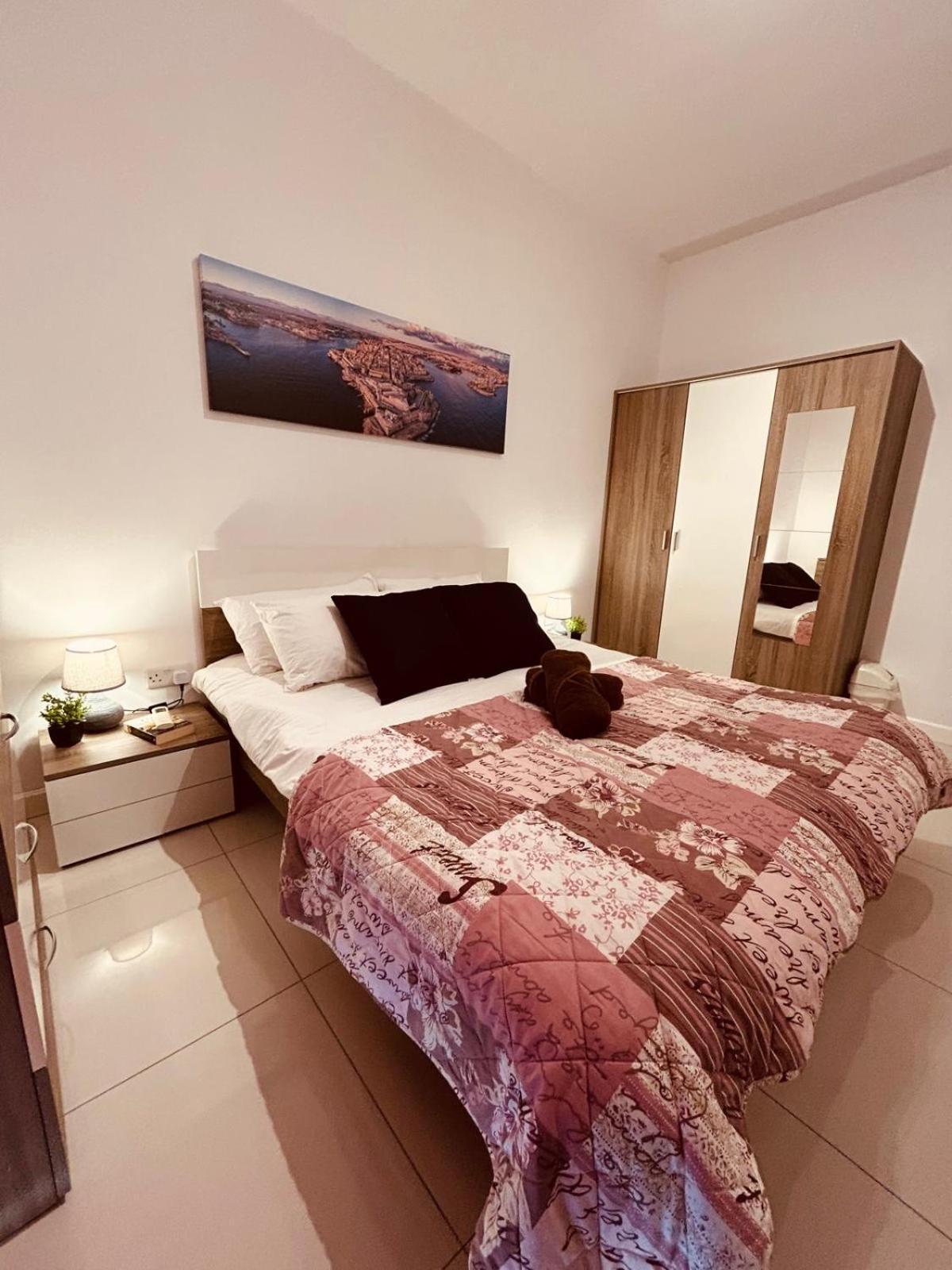 Tjs 3 * Gzira